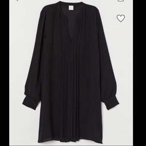 NWT H&M Chiffon Pleated Dress 4